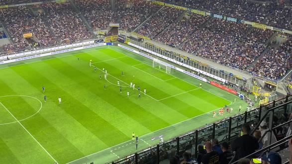 默感和自信 默感和自信