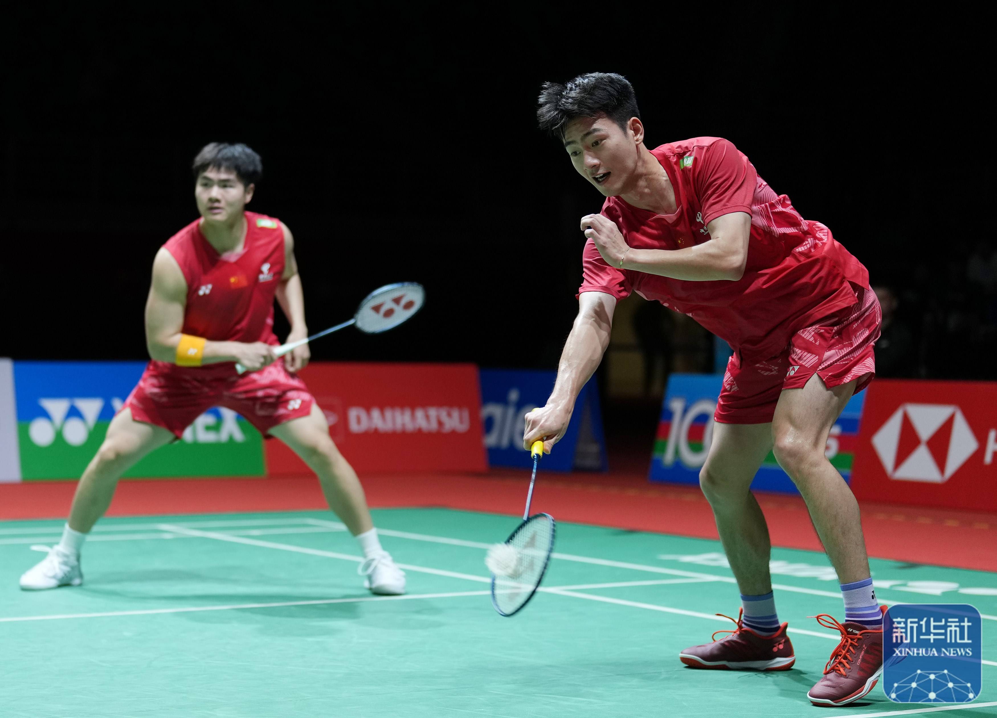 更是整个球 更是整个球