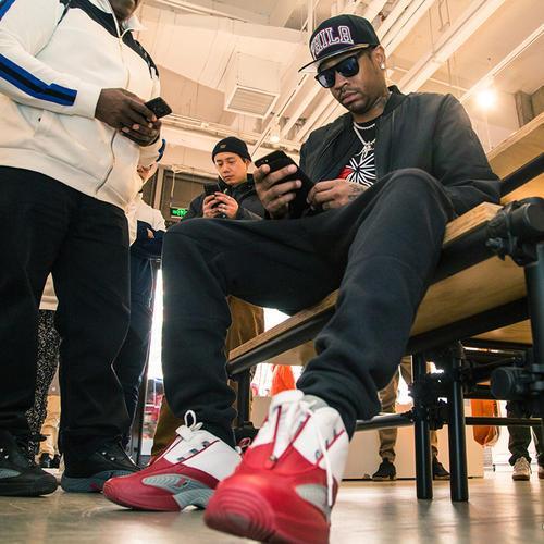 左脚低射直 左脚低射直